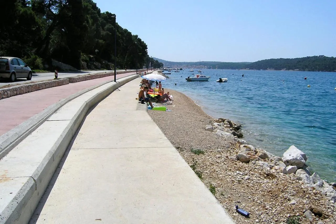Apartment Mali Losinj 8093B