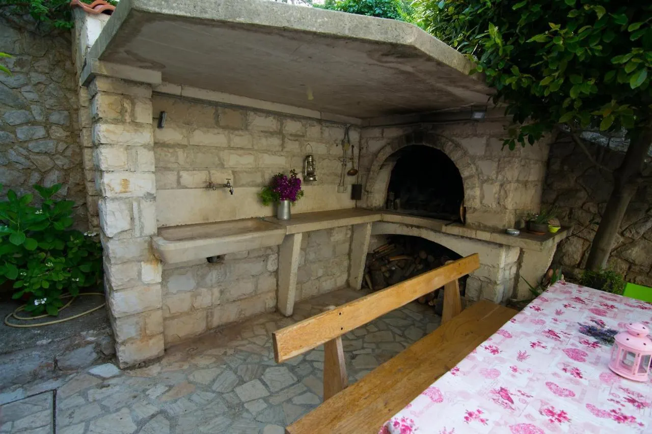 Apartment Mali Losinj 8093B